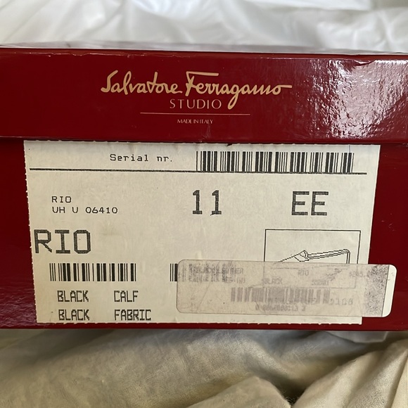 Men’s Ferragamo Black Calf Skin formal dress loafers, Sz 11 EE - Picture 9 of 10